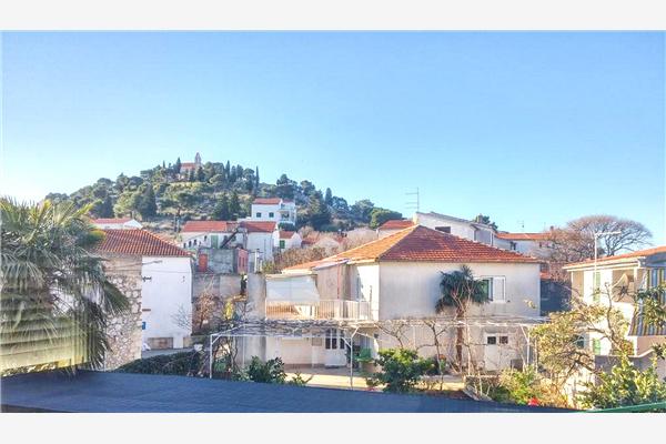 Apartment A2, for 8 persons