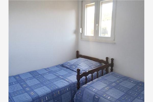 Apartment A2, for 8 persons