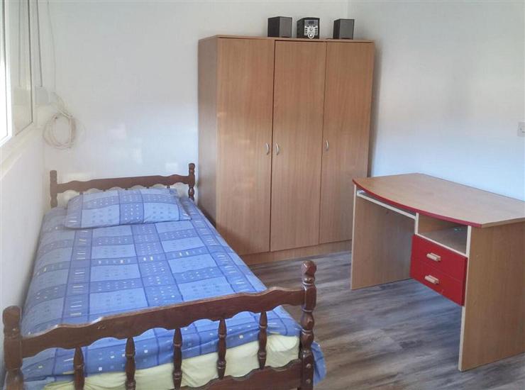 Apartment A2, for 8 persons