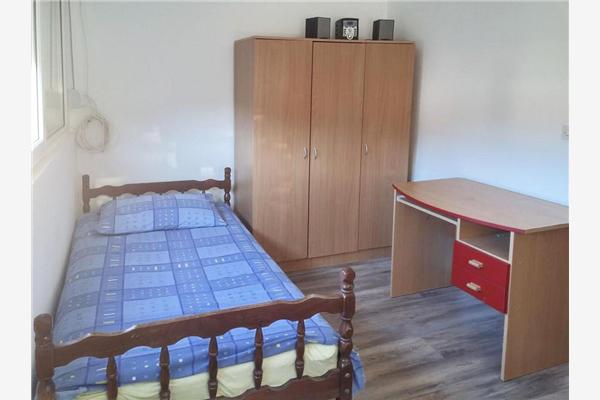 Apartment A2, for 8 persons