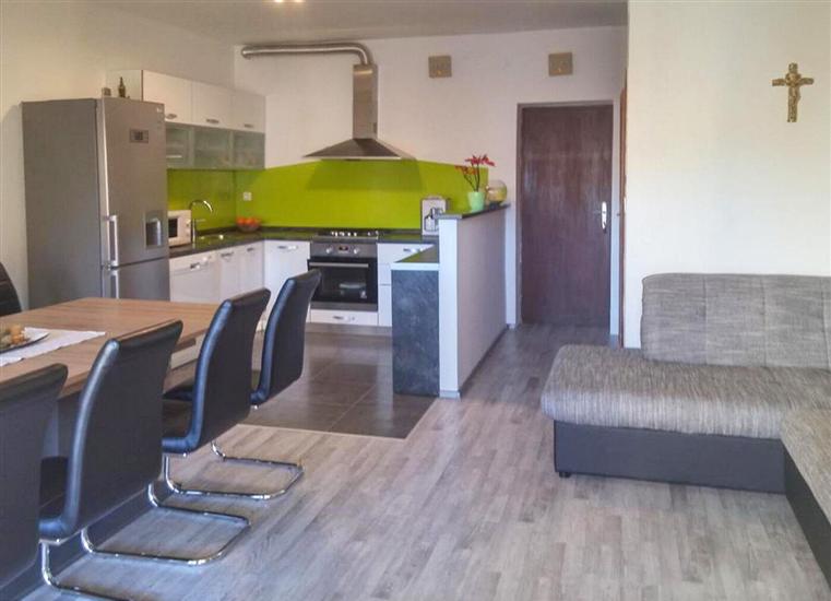 Apartment A2, for 8 persons