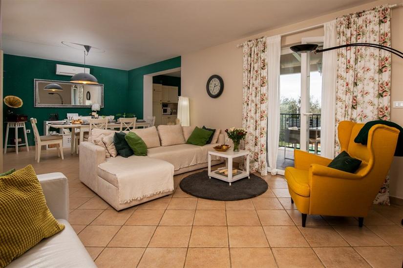 House K1, for 8 persons