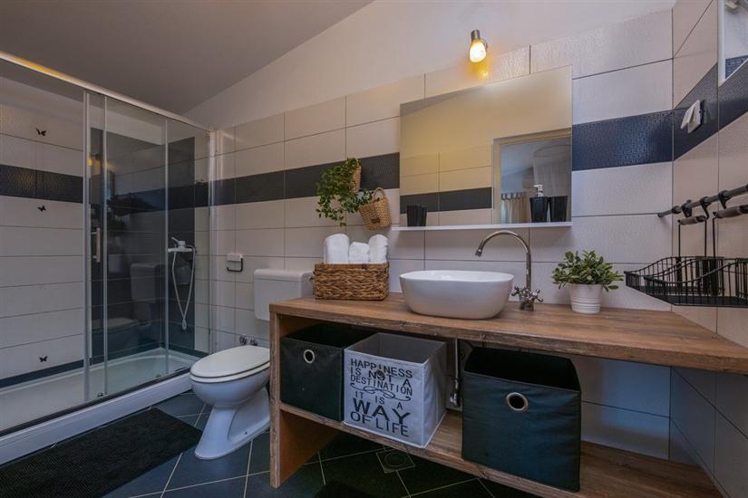 House K1, for 8 persons