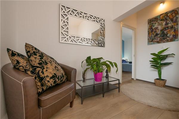 House K1, for 8 persons