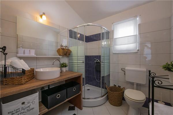 House K1, for 8 persons