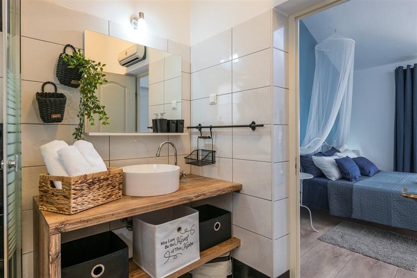 House K1, for 8 persons