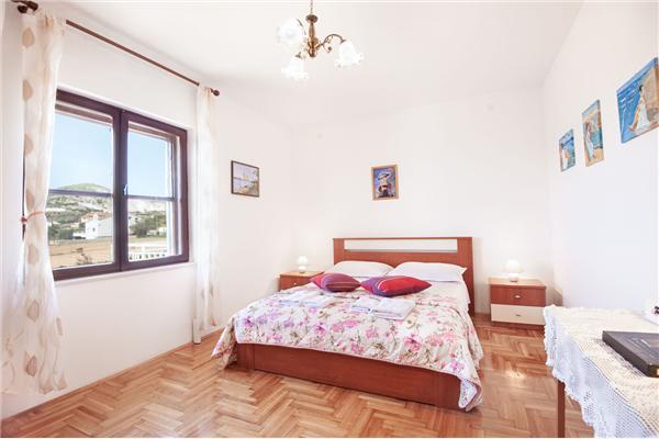 Apartment A1, for 4 persons