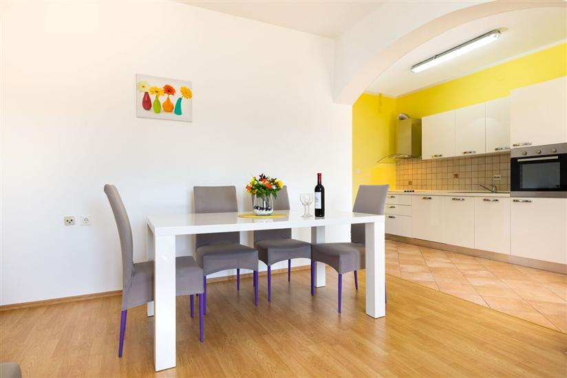 Apartman A2, na 4 osebe