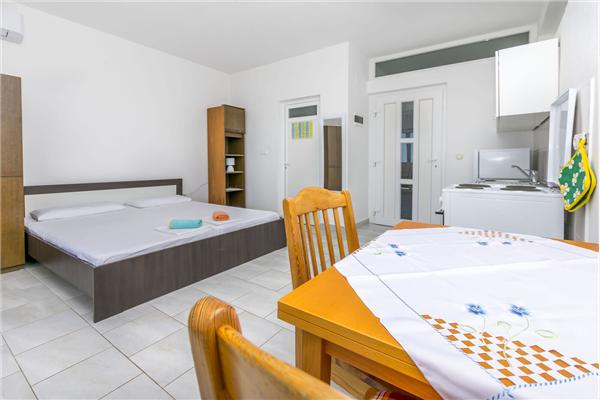 Apartment A1, for 2 persons