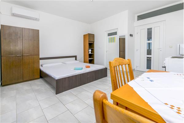 Apartment A1, for 2 persons