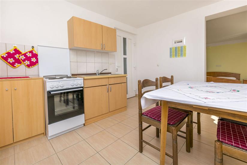 Apartment A2, for 3 persons
