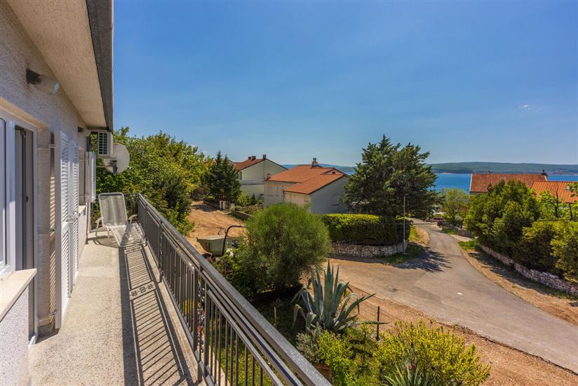 Apartment A1, for 5 persons