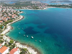 Beachfront accommodation Sibenik Riviera,BookPolićFrom 135 €