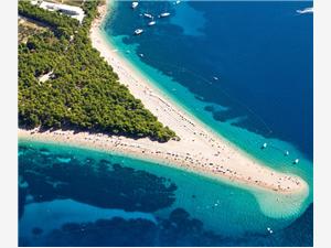 Zlatni-Rat-Brac-island