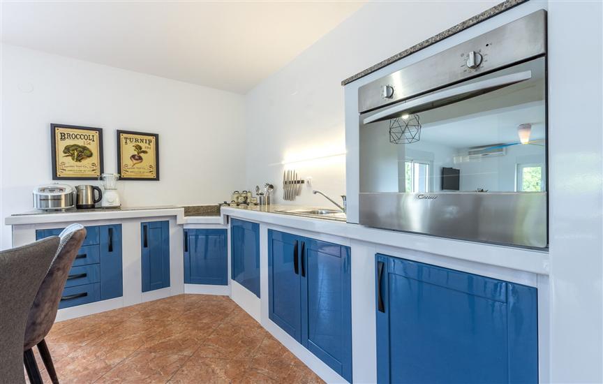 House K1, for 11 persons