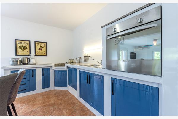 House K1, for 11 persons