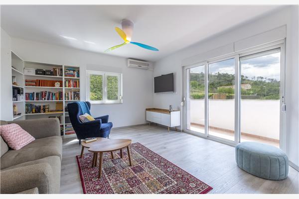 House K1, for 11 persons