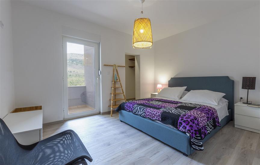 House K1, for 11 persons