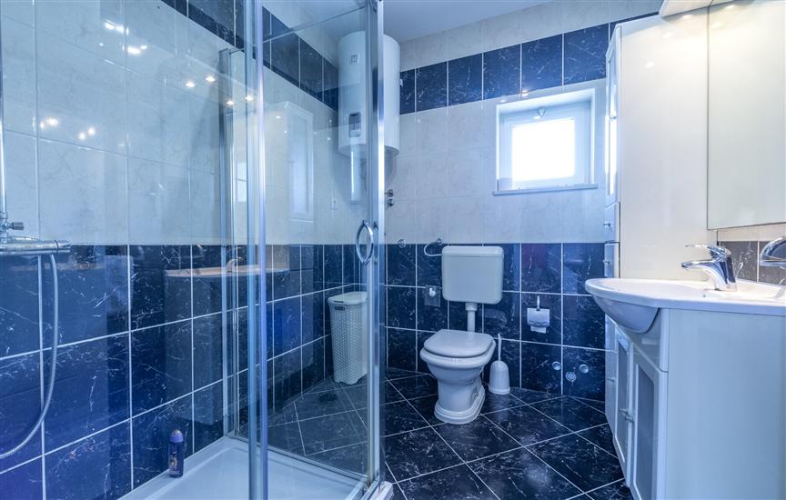 House K1, for 11 persons