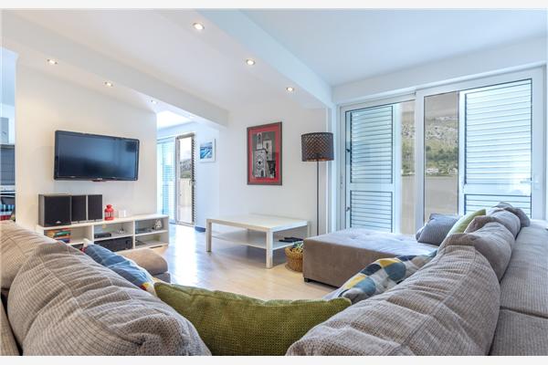 House K1, for 11 persons