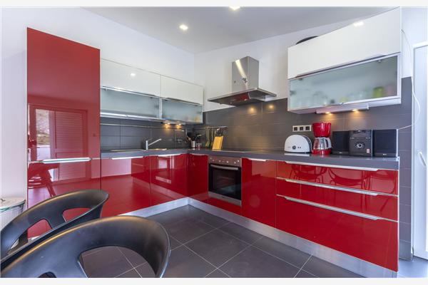 House K1, for 11 persons