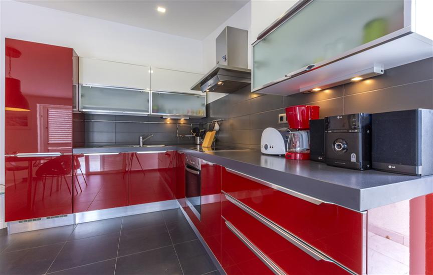 House K1, for 11 persons