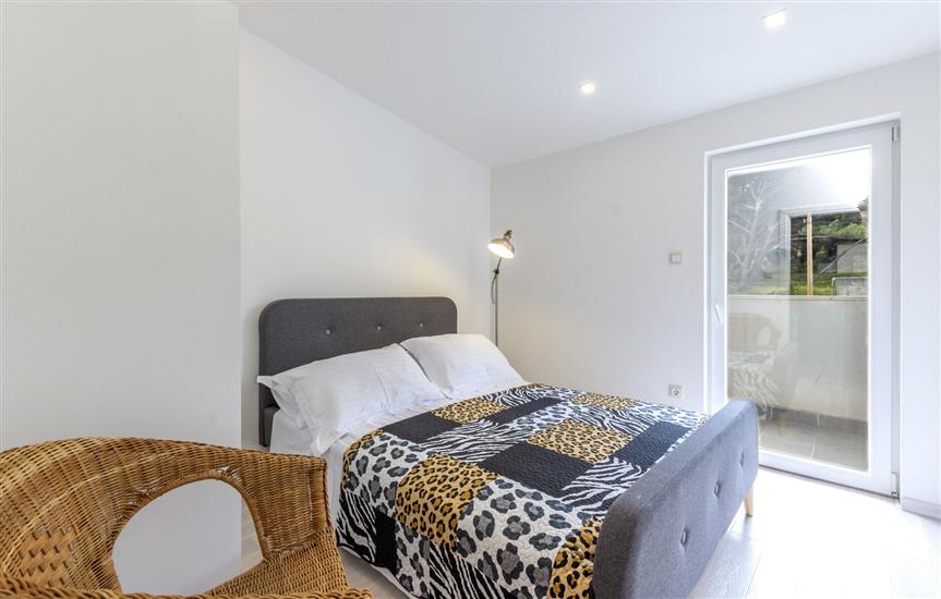 House K1, for 11 persons