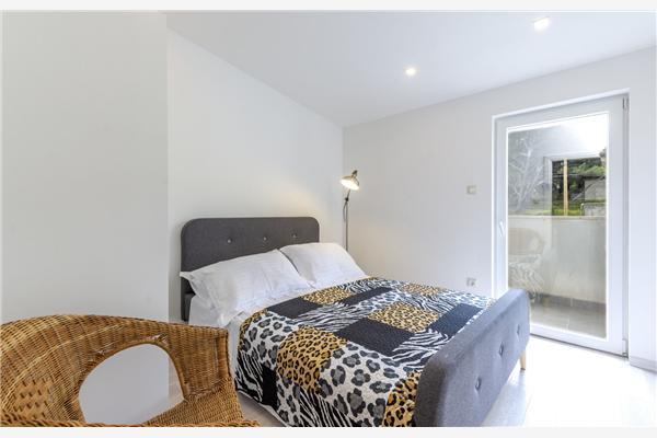 House K1, for 11 persons