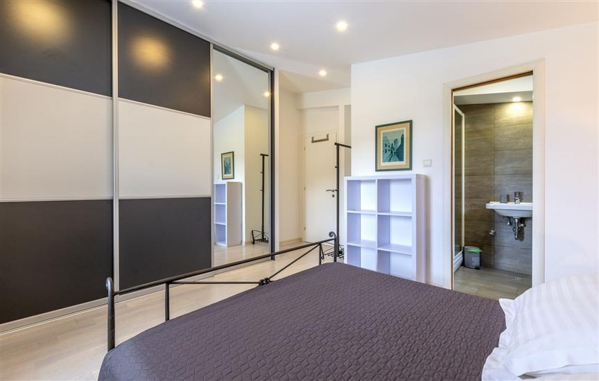 House K1, for 11 persons