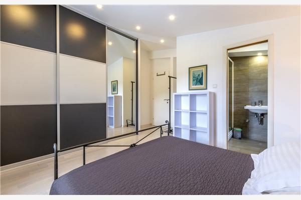 House K1, for 11 persons