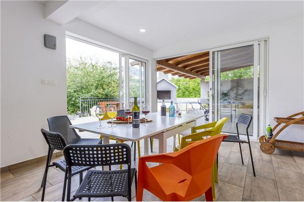 House K1, for 11 persons