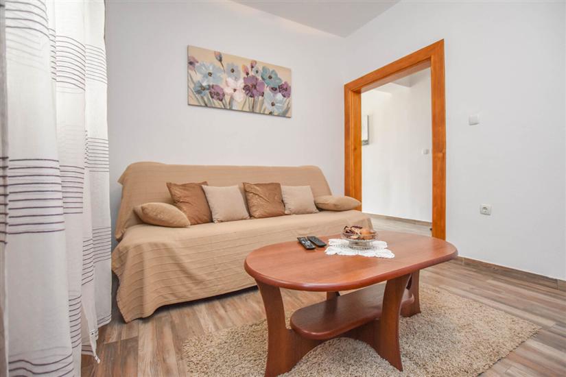 Apartment A1, for 5 persons
