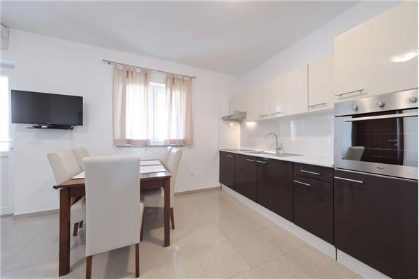 Apartment A1, for 6 persons