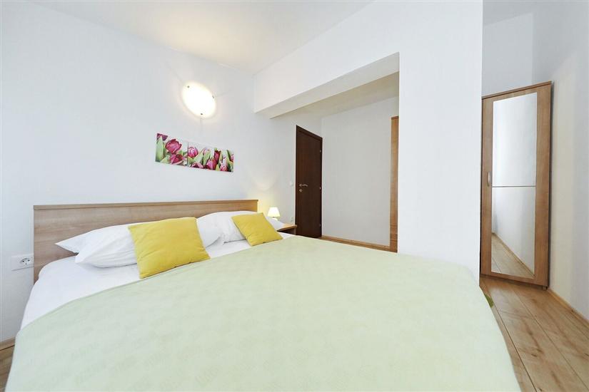 Apartment A2, for 6 persons