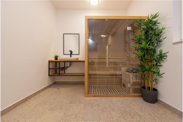 House K1, for 8 persons