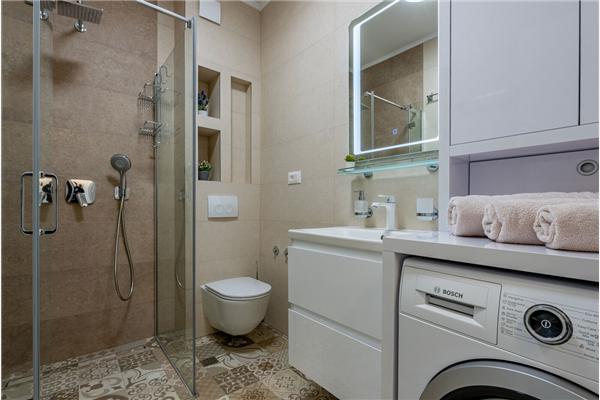 House K1, for 8 persons