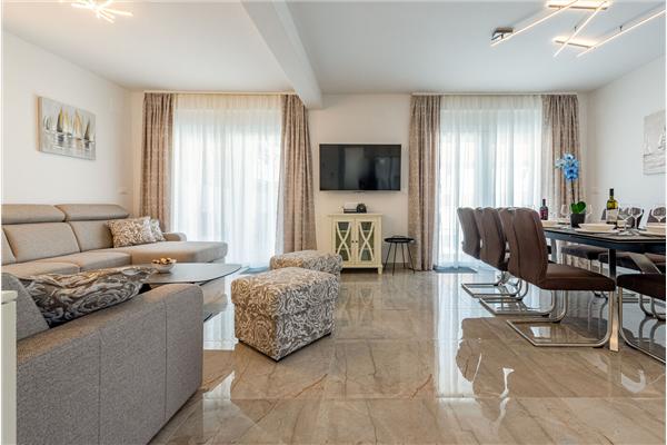 House K1, for 8 persons