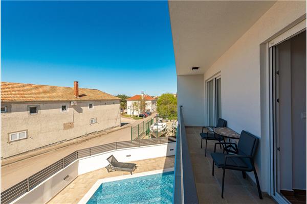 House K1, for 8 persons