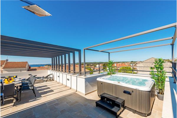 House K1, for 8 persons