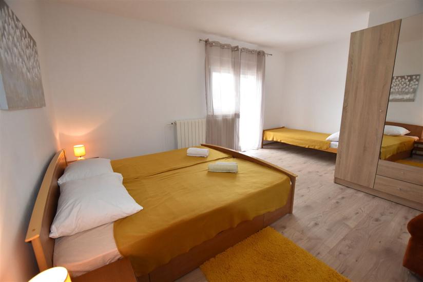 Apartment A1, for 6 persons