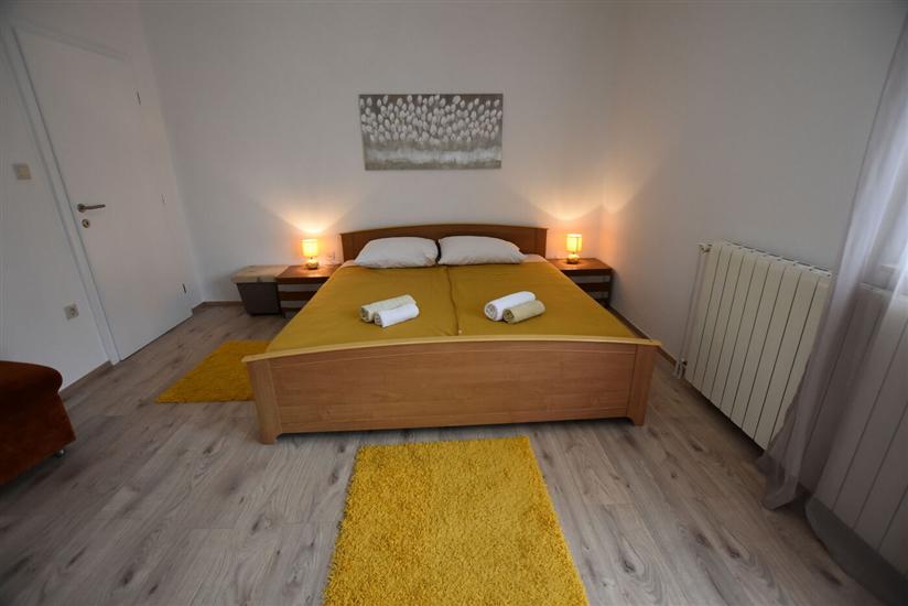 Apartment A1, for 6 persons