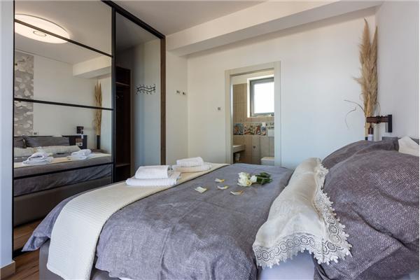 House K1, for 8 persons