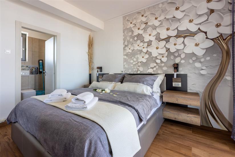 House K1, for 8 persons