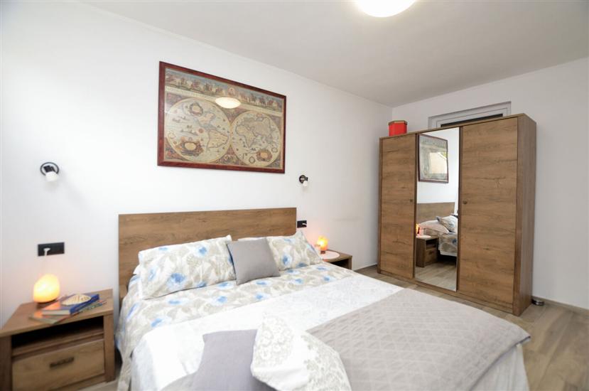 Apartment A1, for 6 persons