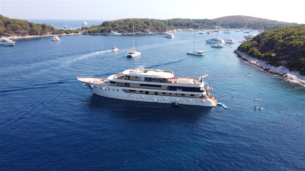 Ship-Lastavica