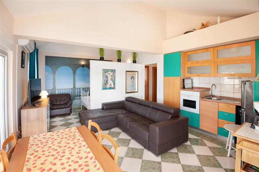 Apartment A4, for 4 persons