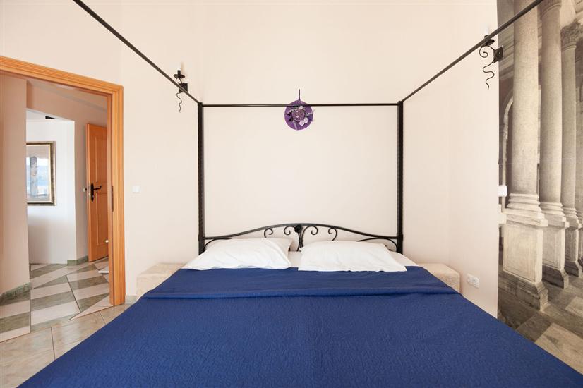 Apartment A4, for 4 persons