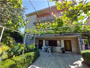 Apartments Divano Selce (Crikvenica), Size 45.00 m2, Airline distance to town centre 450 m