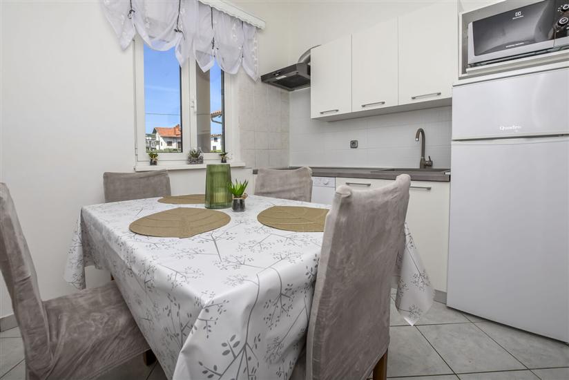 House K1, for 10 persons