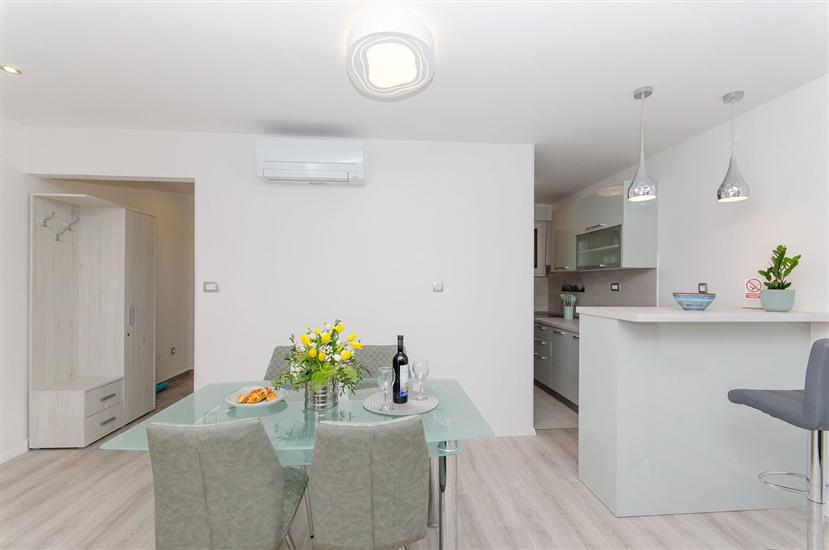 Apartment A1, for 3 persons